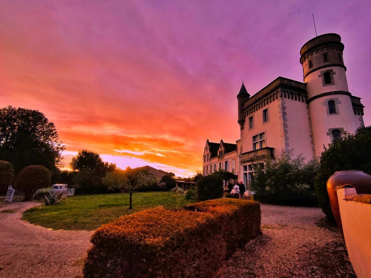 Chateau De Villeneuve - Montolieu Dış mekan fotoğraf